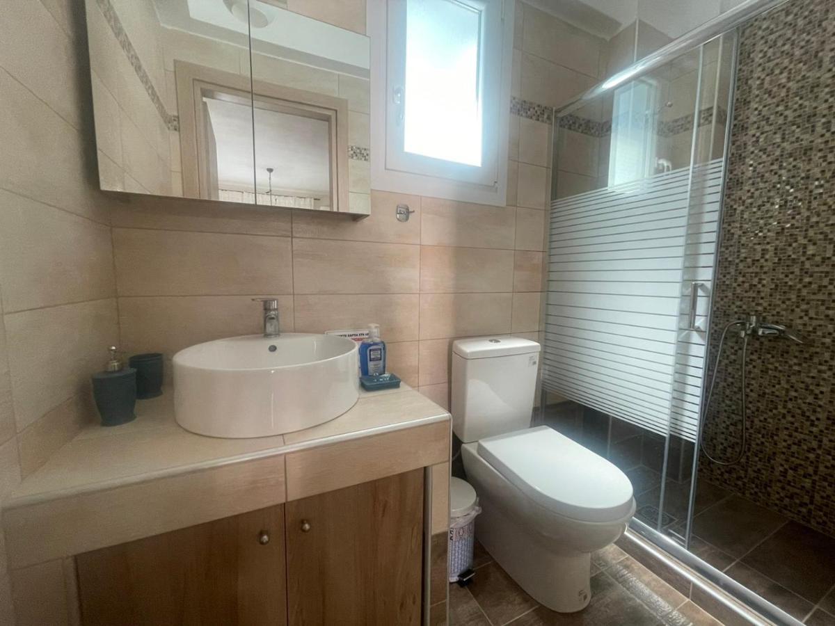 Apartmán Nastazia Néa Péramos Exteriér fotografie